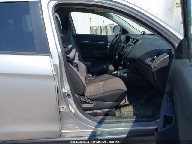 JA4AR3AU2JU010823 Mitsubishi Outlander Sport 2.0 Le