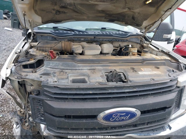 Ford F-250 Xl 2017 1FD7W2B64HEB99557 Image 10