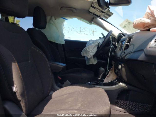 3C4NJCAB9LT199044 Jeep Compass Sport Fwd