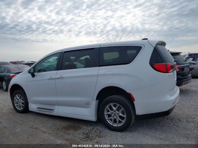 2C4RC1CG1NR172578 Chrysler Voyager Lx