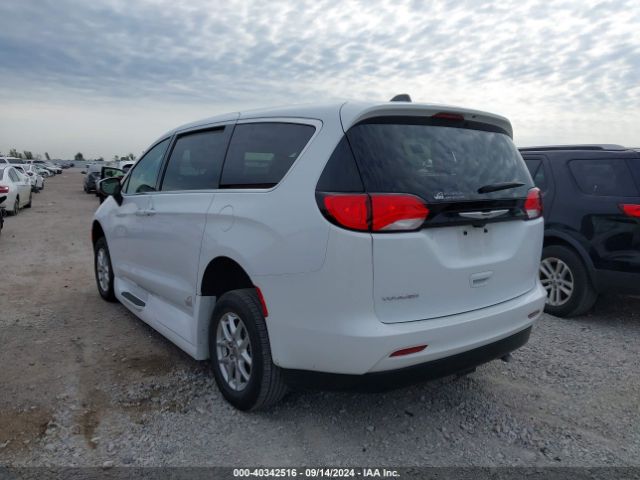 2C4RC1CG1NR172578 Chrysler Voyager Lx