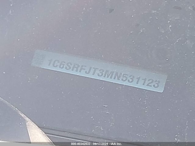 1C6SRFJT3MN531123 RAM 1500 Laramie  4x4 5'7 Box