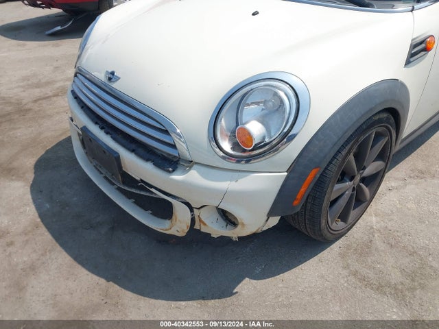 2012 MINI COOPER WMWSU3C51CT543735 Photo 5