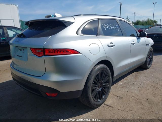 2017 JAGUAR F-PACE SADCJ2BNXHA093196 Photo 3