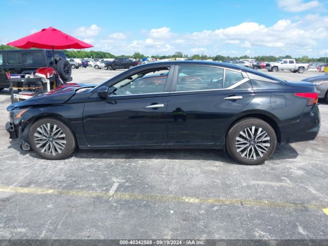 1N4BL4DVXRN321868 Nissan Altima Sv Fwd