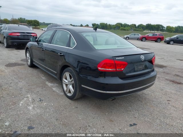 1VWCN7A35EC031795 Volkswagen Passat 2.0l Tdi Sel Premium