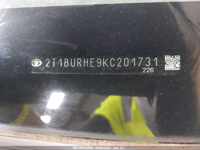 Toyota COROLLA LE 2019 2T1BURHE9KC201731 Image 17