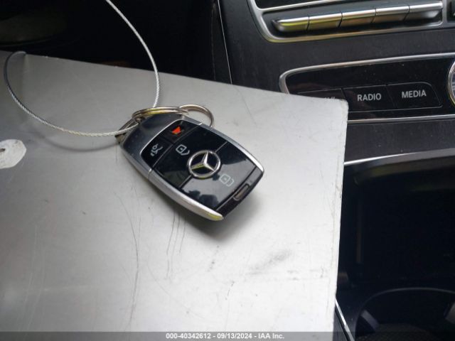 WDDZF4JB7JA327946 Mercedes-Benz E 300
