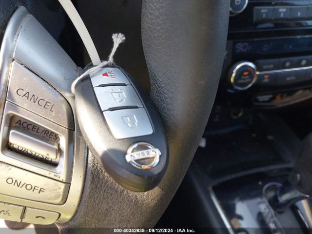 5N1AT2MV0EC871091 Nissan ROGUE SV
