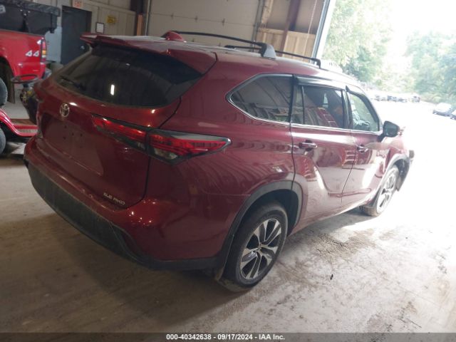 2022 TOYOTA HIGHLANDER 5TDHZRBH5NS179222 Photo 3