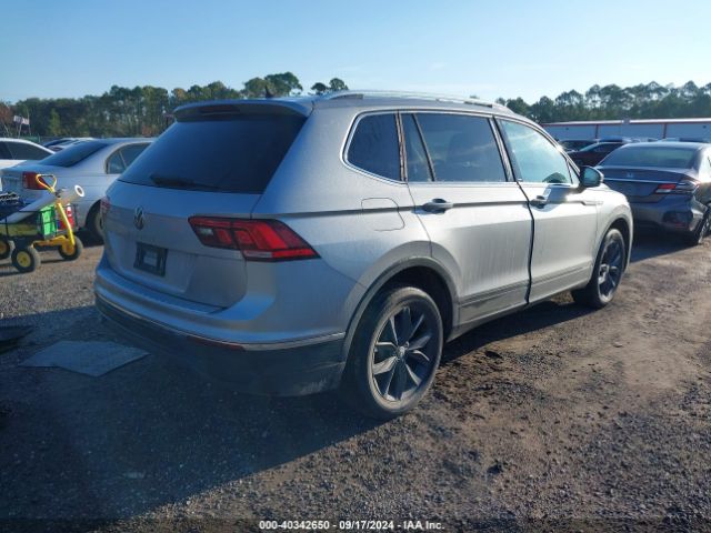 3VV3B7AX2NM115801 Volkswagen Tiguan 2.0t Se