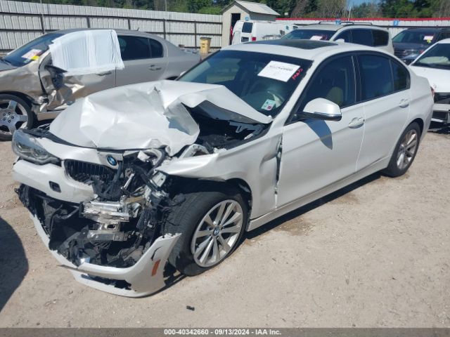 WBA8E1G5XJNU92341 BMW 320i