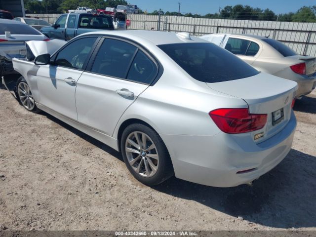 WBA8E1G5XJNU92341 BMW 320i