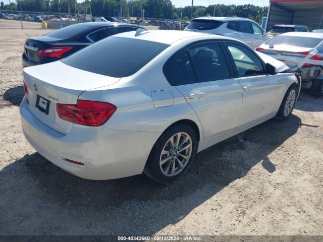 WBA8E1G5XJNU92341 BMW 320i