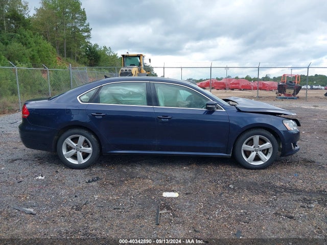 1VWBT7A37EC091224 Volkswagen Passat 1.8t Se