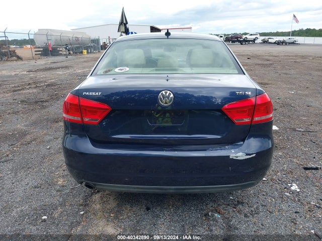 1VWBT7A37EC091224 Volkswagen Passat 1.8t Se