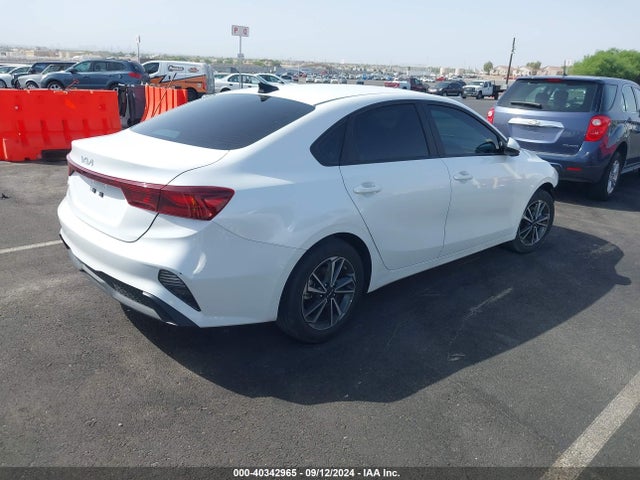 KIA Forte Lxs 2022 3KPF24AD6NE488446 Image 4
