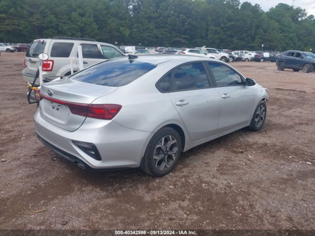 3KPF24AD2LE218353 KIA Forte Lxs