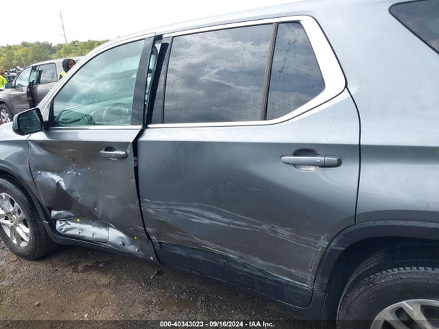 Chevrolet Traverse Ls 2019 1GNERFKW4KJ295219 Image 14
