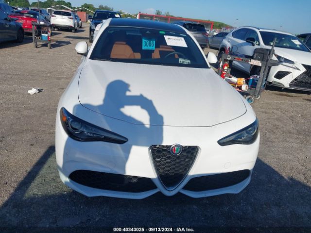 ZARFAMBN7N7662461 Alfa Romeo Giulia Ti Rwd