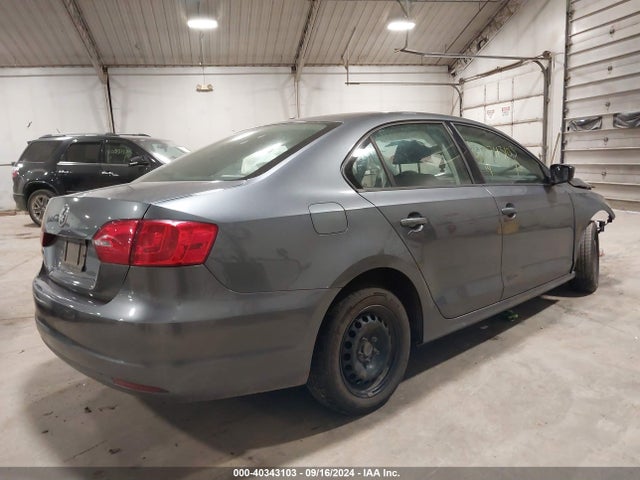 3VW2K7AJ7EM275109 Volkswagen Jetta 2.0l S