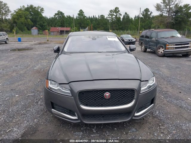 SAJBE4BV8GCY11145 Jaguar Xf 35t Prestige