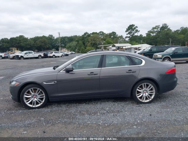 SAJBE4BV8GCY11145 Jaguar Xf 35t Prestige
