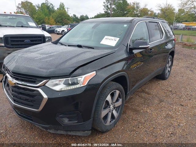 Chevrolet Traverse Lt Leather 2019 1GNERHKW2KJ137604 Image 2