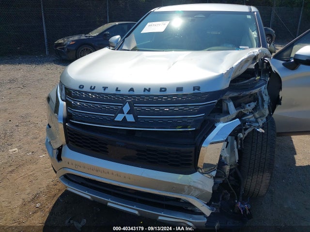 2022 MITSUBISHI OUTLANDER JA4J4UA84NZ010919 Photo 9