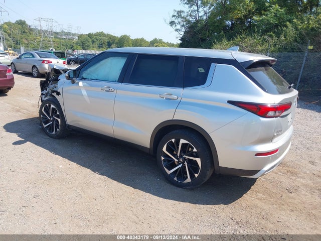 2022 MITSUBISHI OUTLANDER JA4J4UA84NZ010919 Photo 2