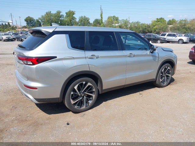 2022 MITSUBISHI OUTLANDER JA4J4UA84NZ010919 Photo 3
