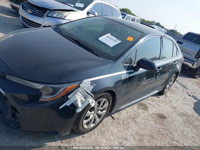 Toyota COROLLA LE 2021 JTDEPMAE9MJ157562 Image 2