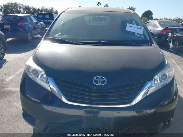 Toyota Sienna Le 8 Passenger 2017 5TDKZ3DC4HS874056 Image 12