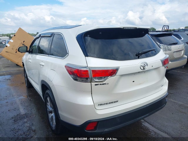 Toyota Highlander Xle V6 2014 5TDKKRFH9ES019347 Image 3