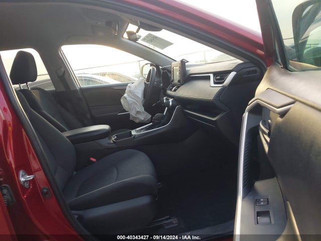 Toyota RAV4 LE 2020 2T3H1RFV2LC051637 Image 5