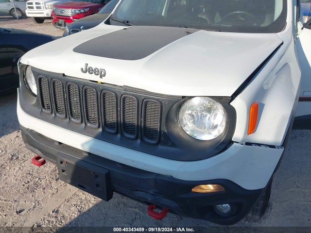 ZACCJBCT8GPC90259 Jeep Renegade Trailhawk
