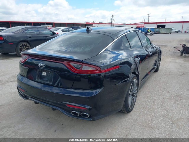 KIA Stinger Premium 2018 KNAE25LA4J6014822 Image 4