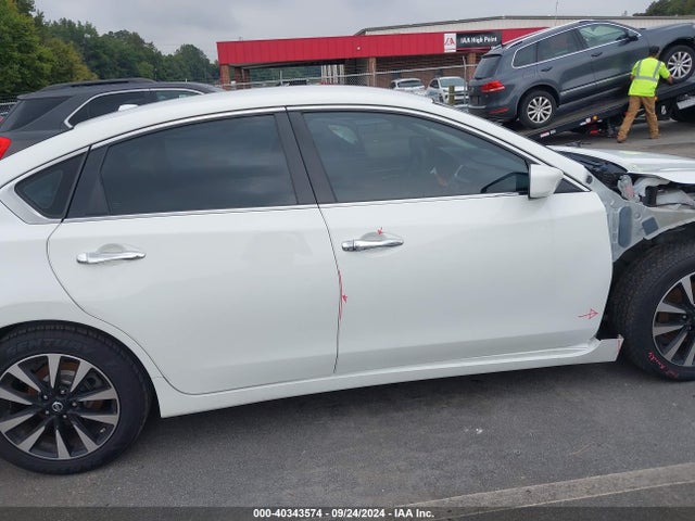 Nissan Altima 2.5 Sv 2018 1N4AL3AP4JC245222 Image 13