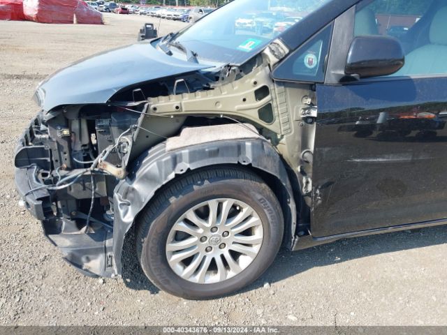 5TDYK3DC1ES516245 Toyota Sienna Xle V6 8 Passenger