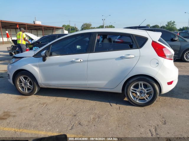 3FADP4EJ1JM119122 Ford FIESTA SE