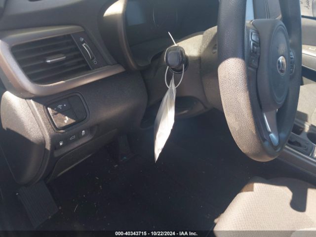 5XXGT4L30JG267772 KIA Optima Lx