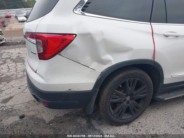 Honda Pilot 2wd Special Edition 2021 5FNYF5H2XMB008151 Image 16