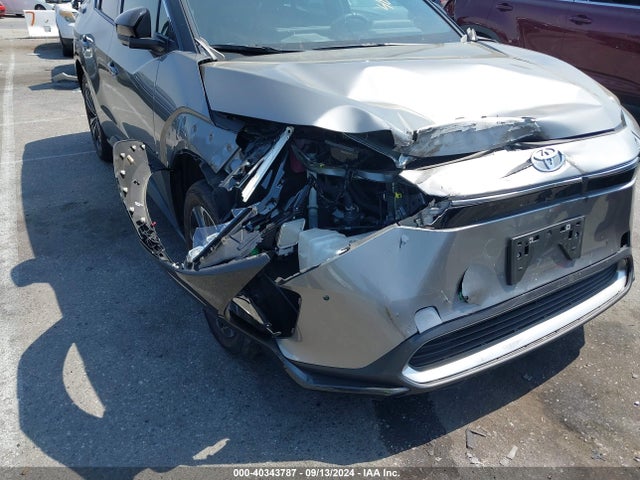 Toyota Bz4x Limited 2023 JTMABABA5PA002423 Image 6