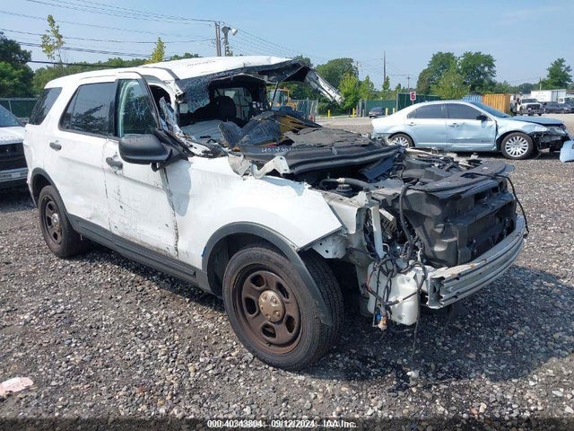 Ford Utility Police Interceptor 2017 1FM5K8AR7HGA71058 Image 1
