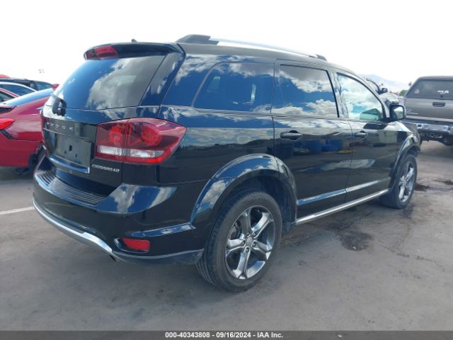 3C4PDCGB9FT632535 Dodge Journey Crossroad