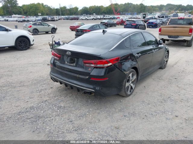 5XXGT4L30KG282855 KIA Optima S