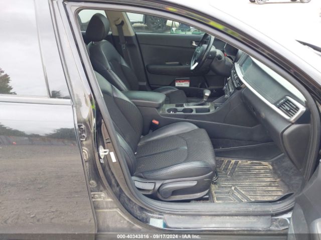 5XXGT4L30KG282855 KIA Optima S