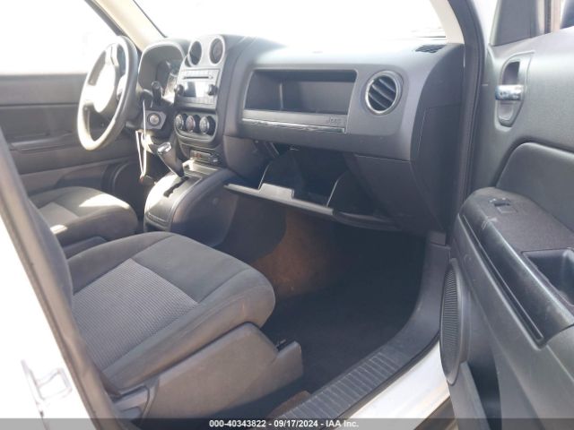 1C4NJPBA1FD262287 Jeep Patriot Sport