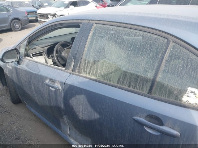 Toyota Corolla Hybrid Le 2021 JTDEAMDE0MJ031877 Image 14