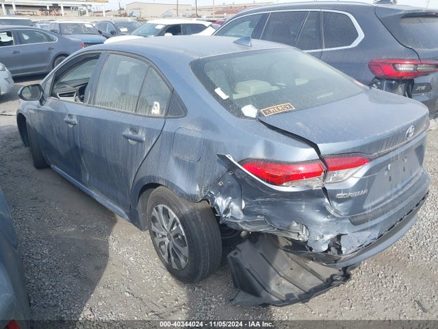 Toyota Corolla Hybrid Le 2021 JTDEAMDE0MJ031877 Image 3